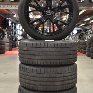 Audi Q8 22'' Org. velgen + Continental zomer banden